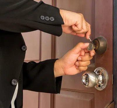 Chicago Emergency Locksmiths Chicago, IL 312-763-5151 Chicago Emergency Locksmiths Chicago, IL 312-763-5151 - zip-01